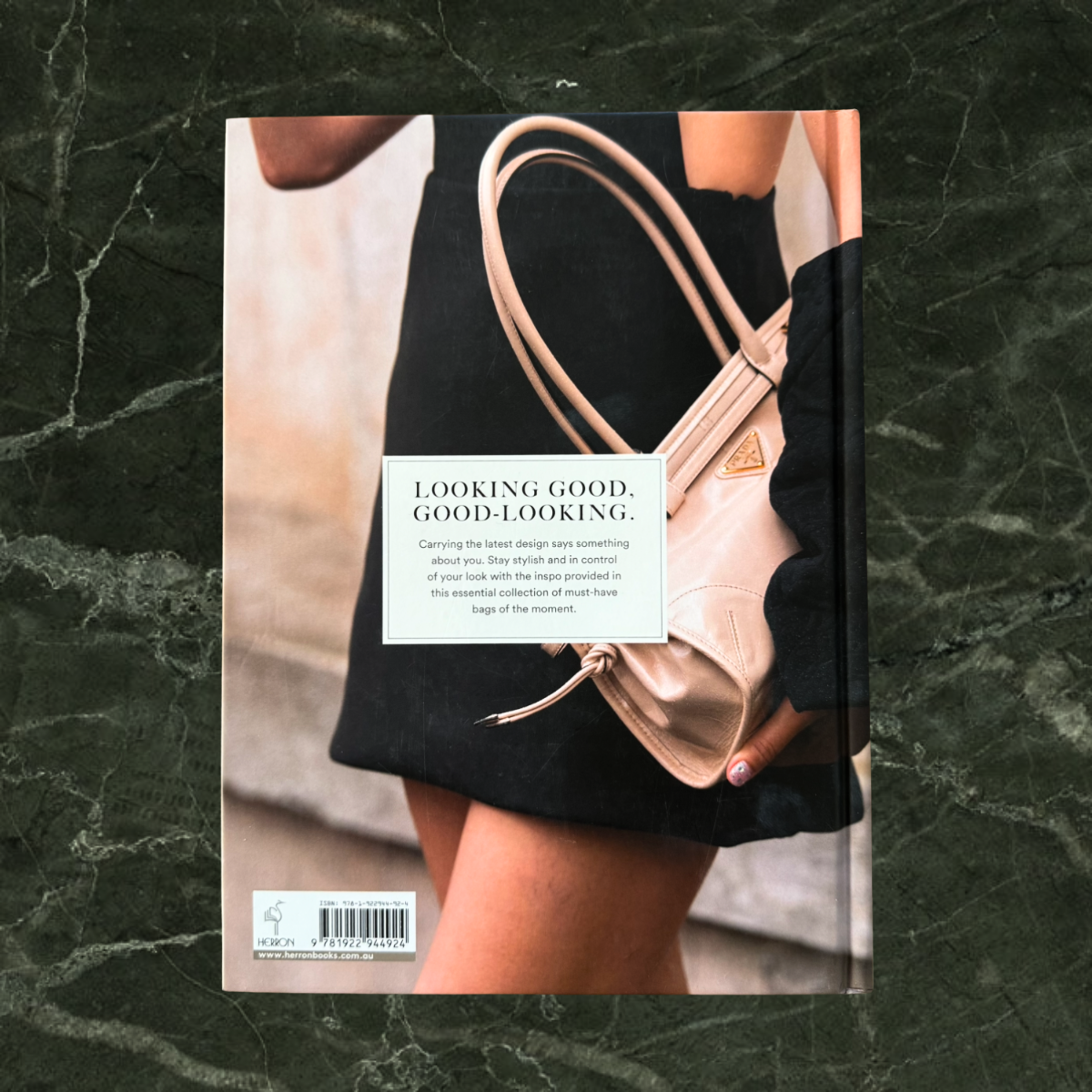 Fashion Book: Handbag The Collection