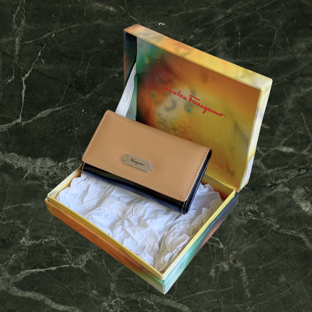 Salvatore Ferragamo Nude & Black Wallet